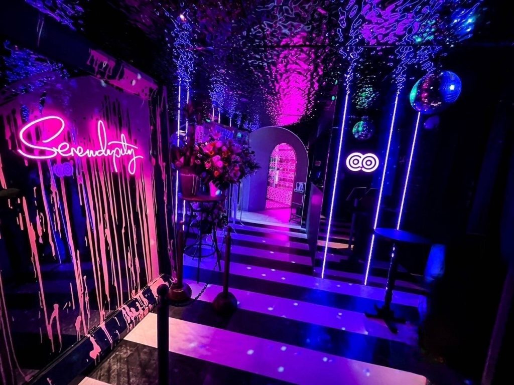 ag KANAZAWA - ag 若者限定相席ラウンジ｜自由と刺激を見つけよう。